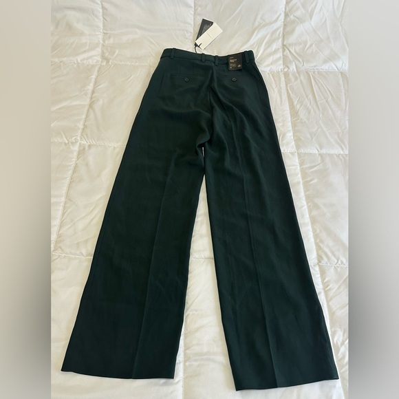 New Babaton Aritzia Agency Pants Sz 0 in Scarab Green - Picture 6 of 6
